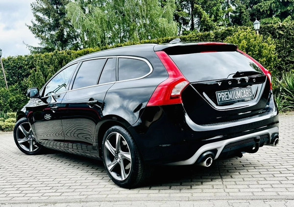 Volvo V60 cena 77900 przebieg: 202762, rok produkcji 2018 z Sztum małe 781